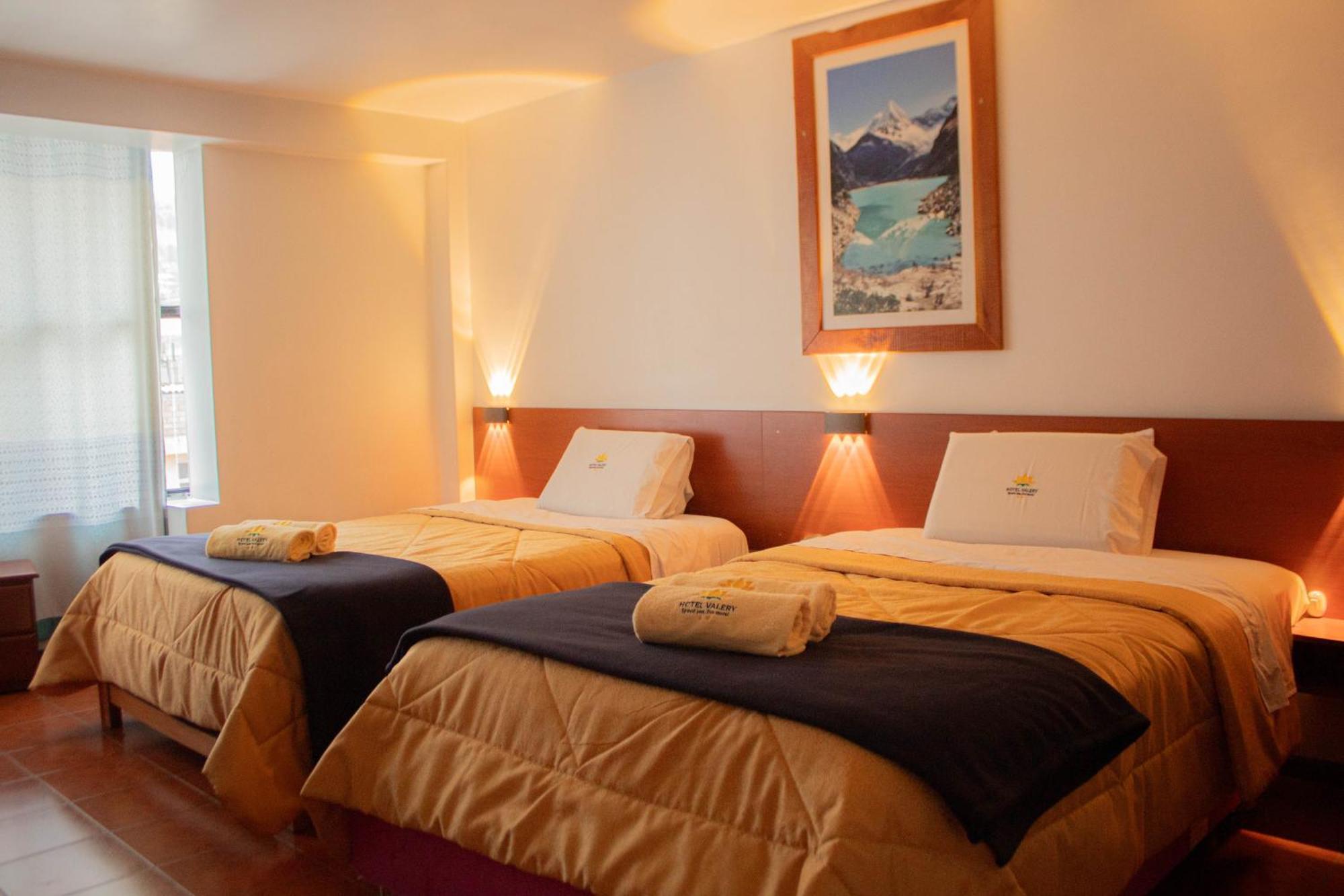Hotel Valery 2 Estrellas Huaraz  Esterno foto