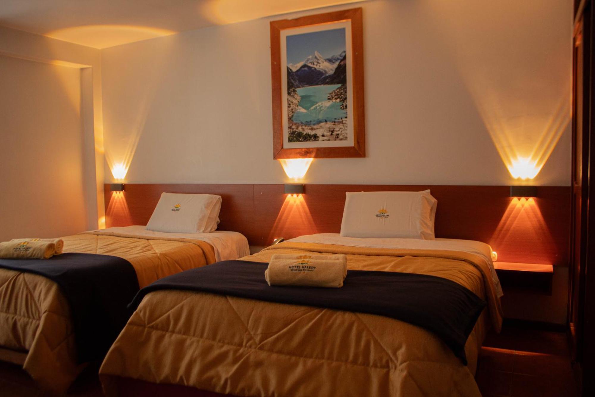 Hotel Valery 2 Estrellas Huaraz  Esterno foto