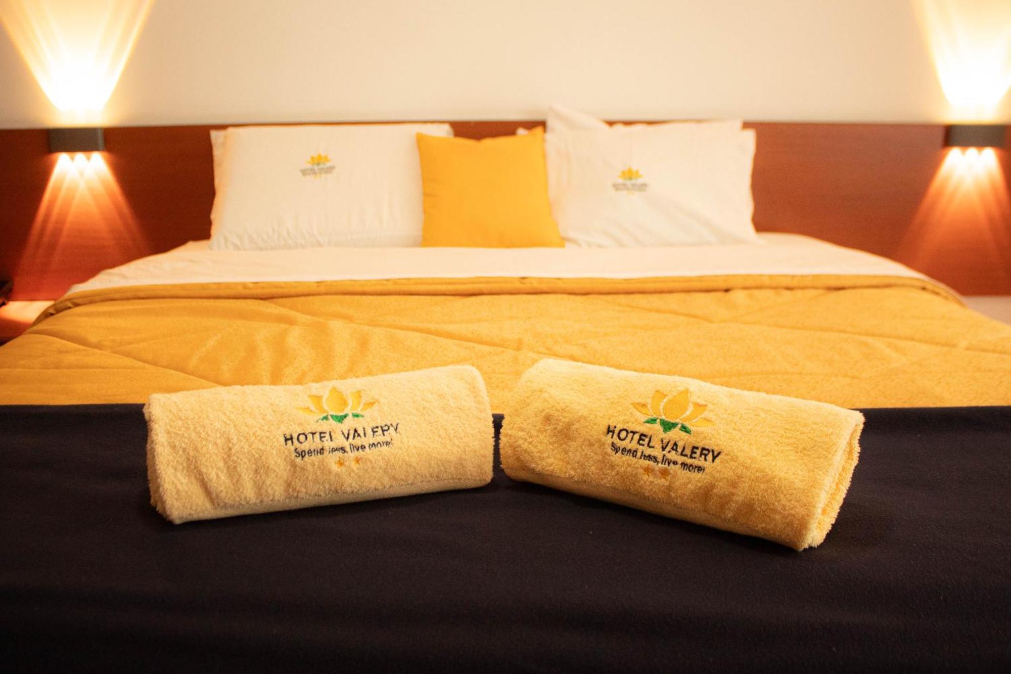 Hotel Valery 2 Estrellas Huaraz  Esterno foto