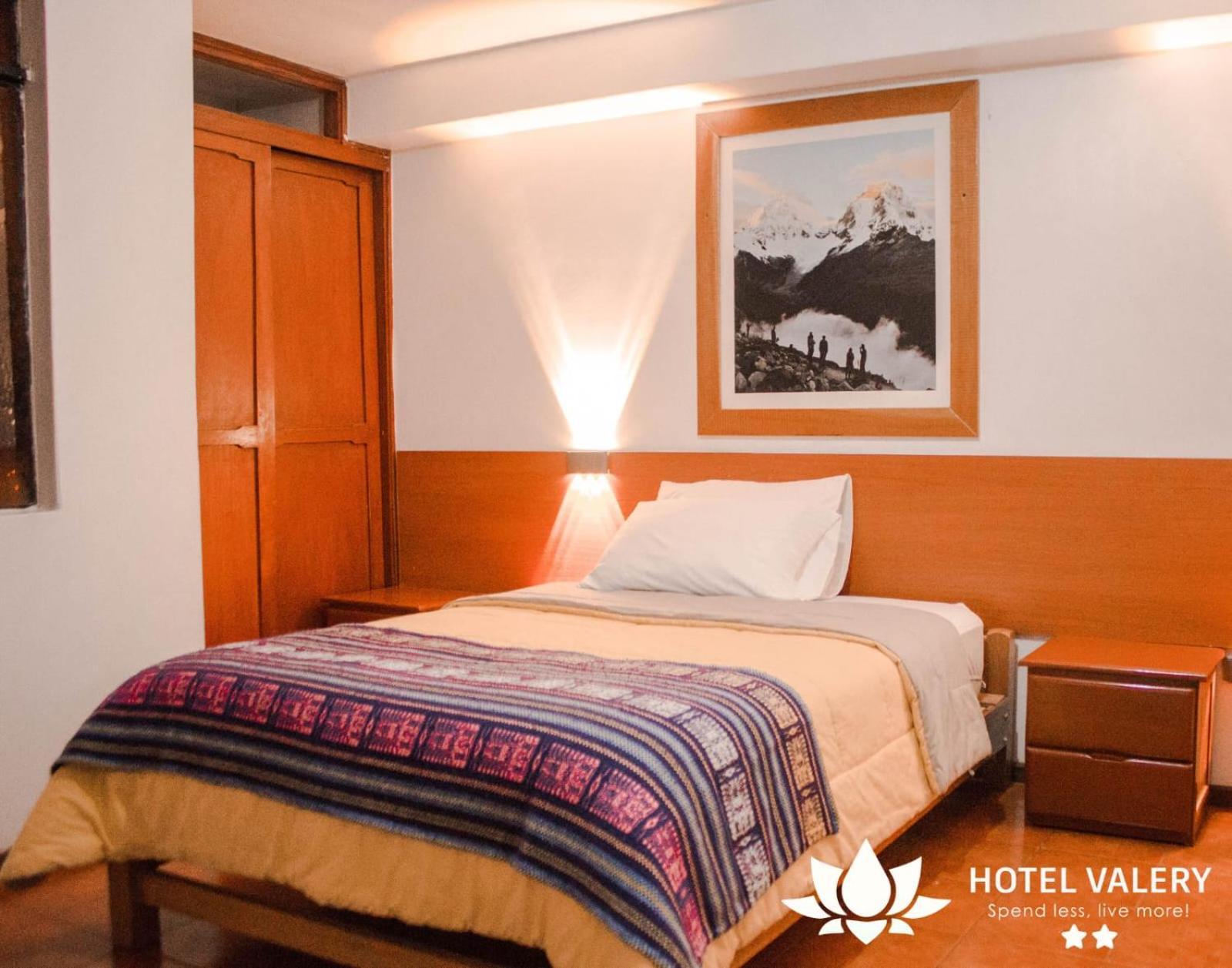 Hotel Valery 2 Estrellas Huaraz  Esterno foto